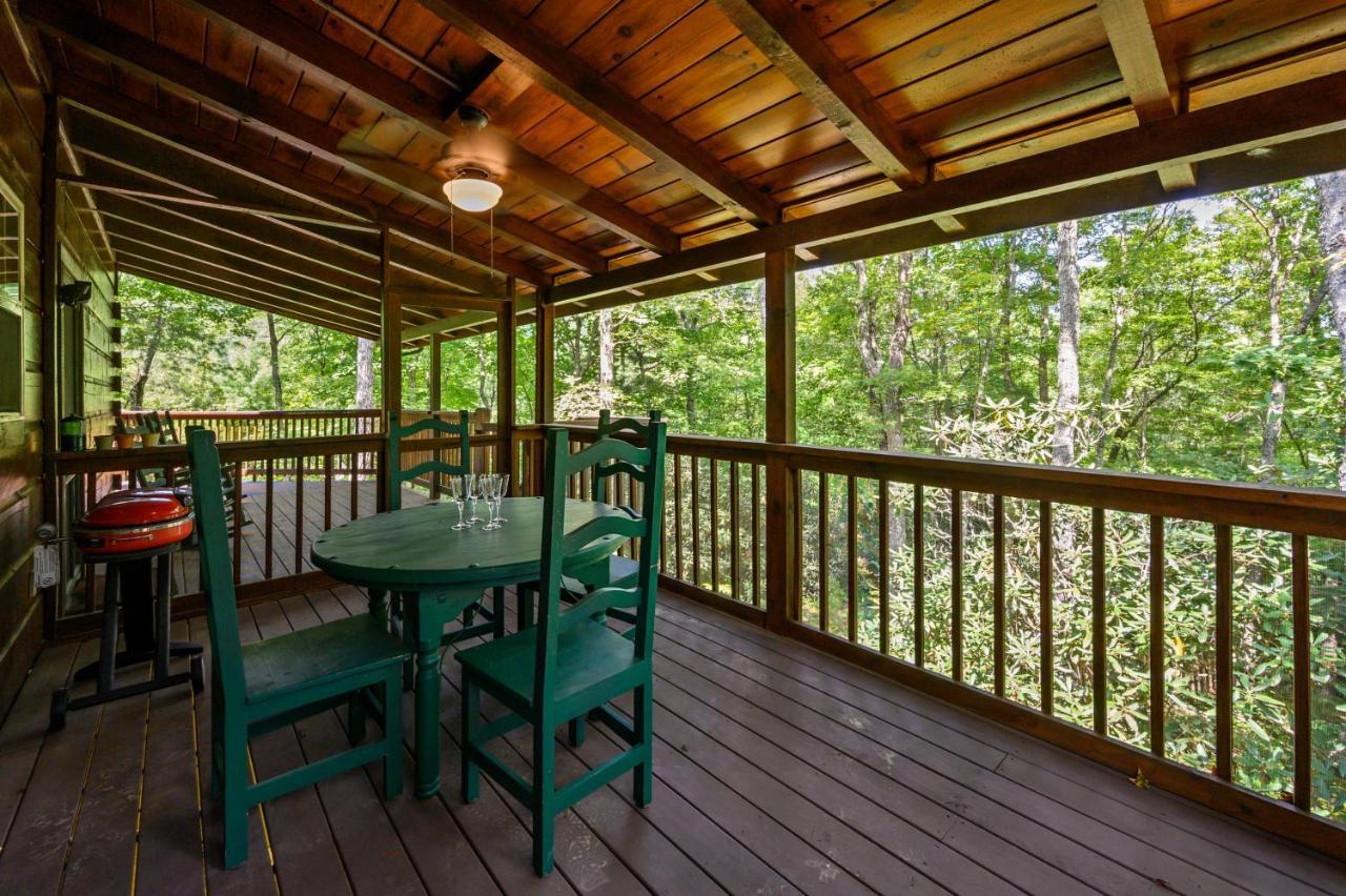 Gypsy Road - Privacy! Log Cabin With Hot Tub, Wifi, Directv And Arcade Sevierville Exterior photo